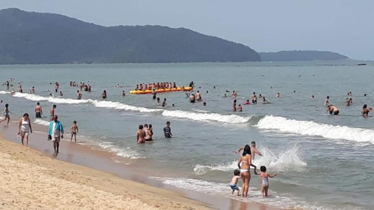 Alugo Apartamento Na Praia Cocanha Caraguatatuba Eksteriør billede